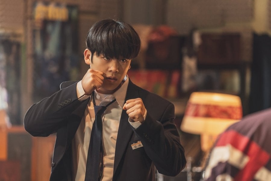 Nội dung, lịch chiếu phim ONE: Người Hùng Trung Học ( One: High School Heroes)