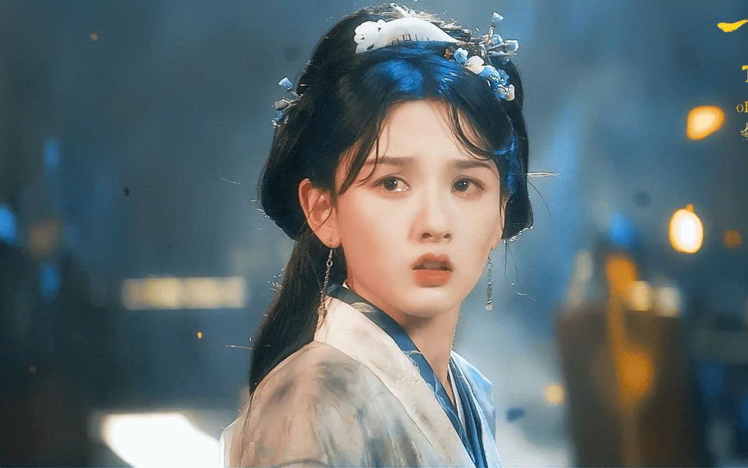 Lý do Tống Tổ Nhi được khen là điểm sáng ở Khom lưng