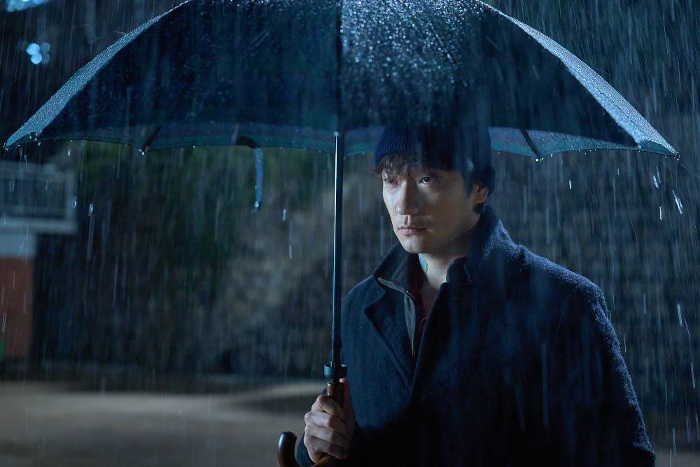 Review “Nine Puzzles”: Series “hack não” nhất 2025 | ELLE Man