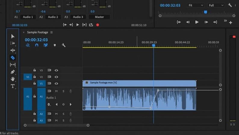 Chỉnh sửa âm thanh trong Adobe Premiere