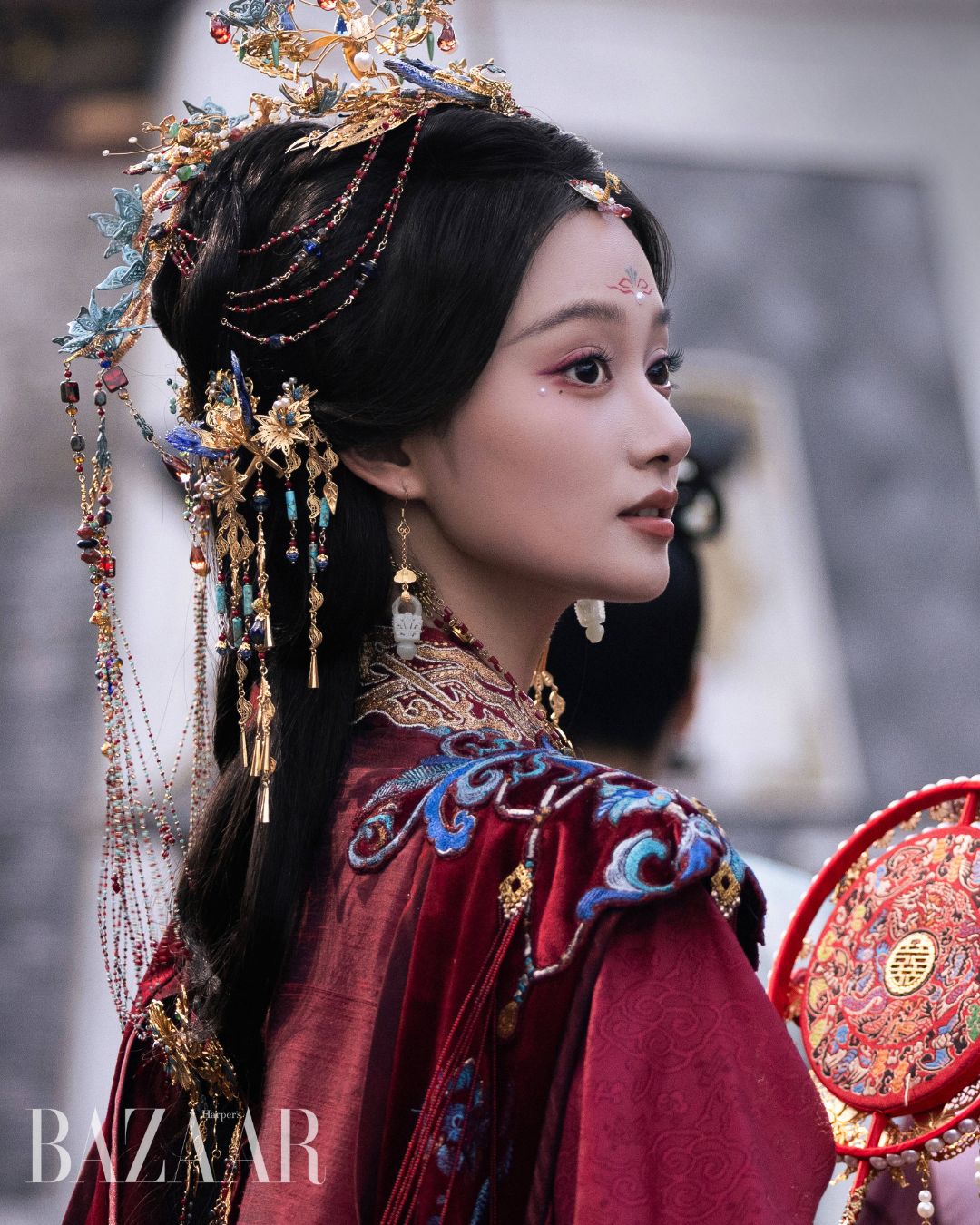 Review Nhất Tiếu Tùy Ca: Kinh phí đầu tư thấp vẫn chỉn chu | Harper's Bazaar Việt Nam