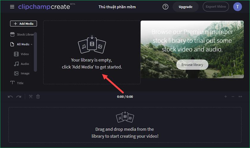 Kéo thả file nhạc vào timeline