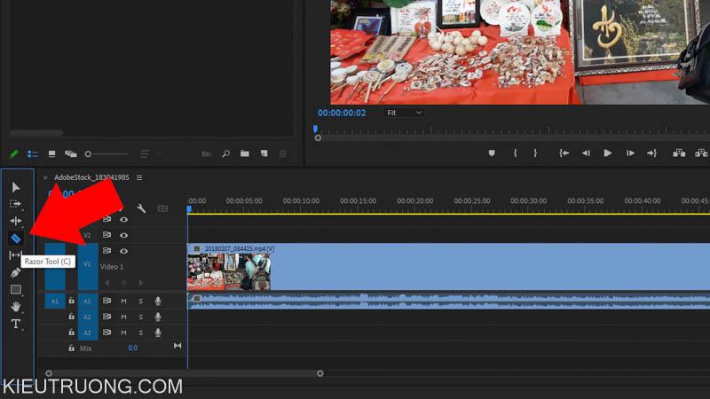 Giao diện Adobe Premiere với công cụ cắt video