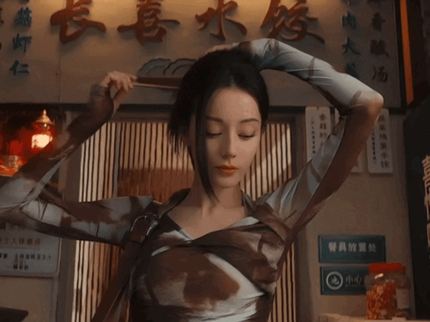 Trailer phim "Kiêu khởi thanh nhưỡng" của Địch Lệ Nhiệt Ba hút khán giả  nhưng bị phản ứng