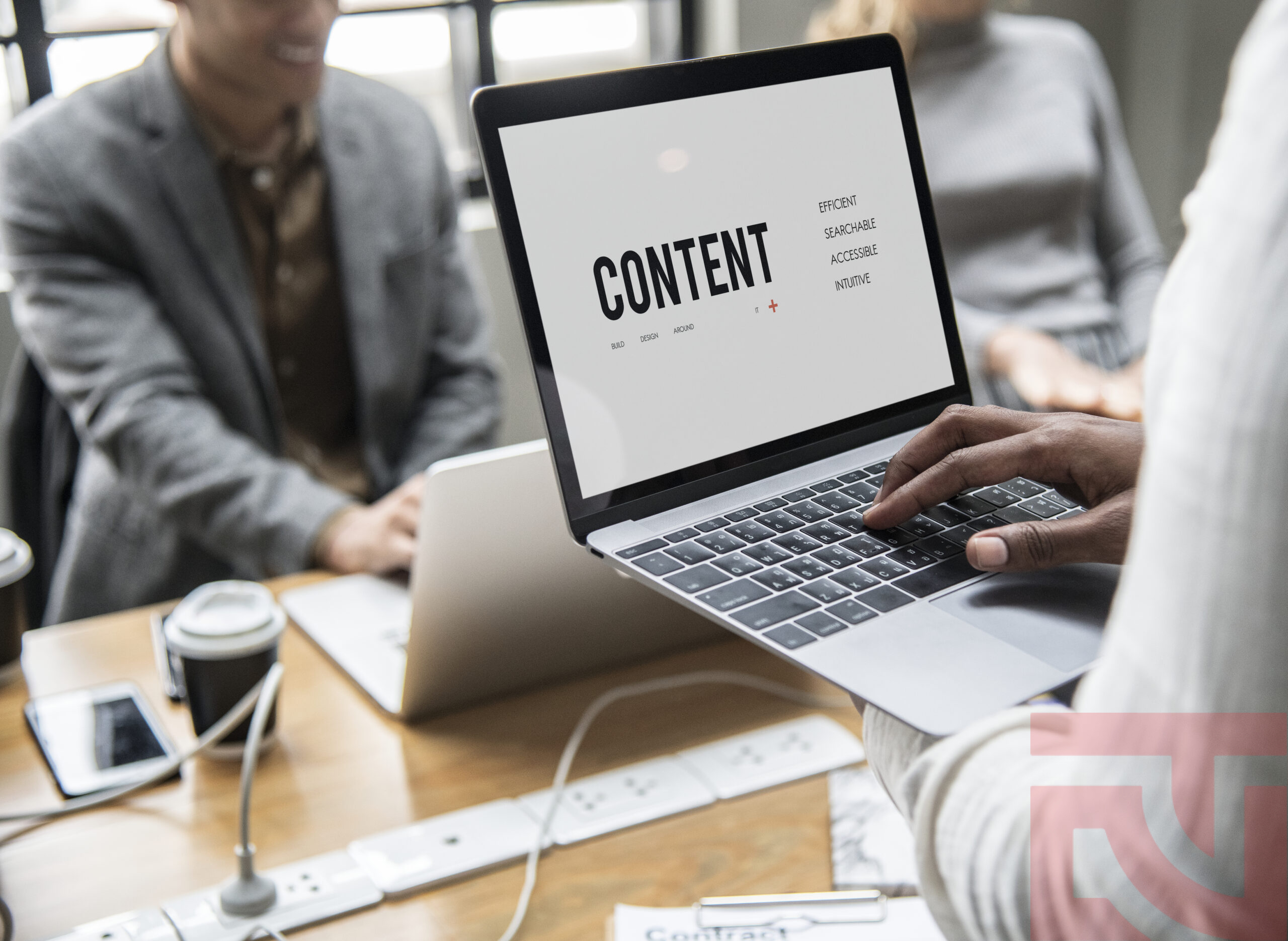 Mở bài chuẩn SEO 2025: 11+ bí quyết viết mở bài thu hút