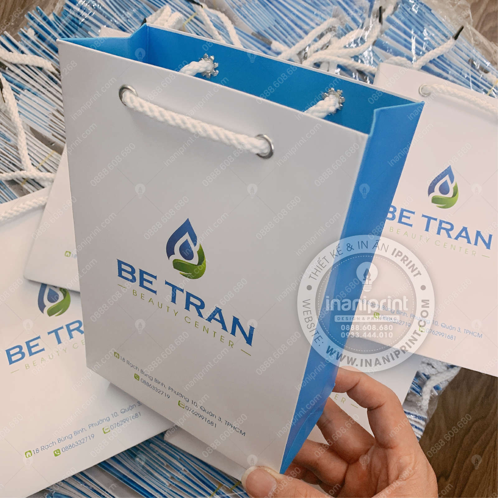 Mẫu Túi Giấy Shop Mỹ Phẩm, Túi Giấy Shop Mỹ Phẩm, Túi Xách Giấy Shop Mỹ Phẩm, Túi Giấy Quảng Cáo Shop Mỹ Phẩm Đẹp Giá Rẻ - Ảnh 2