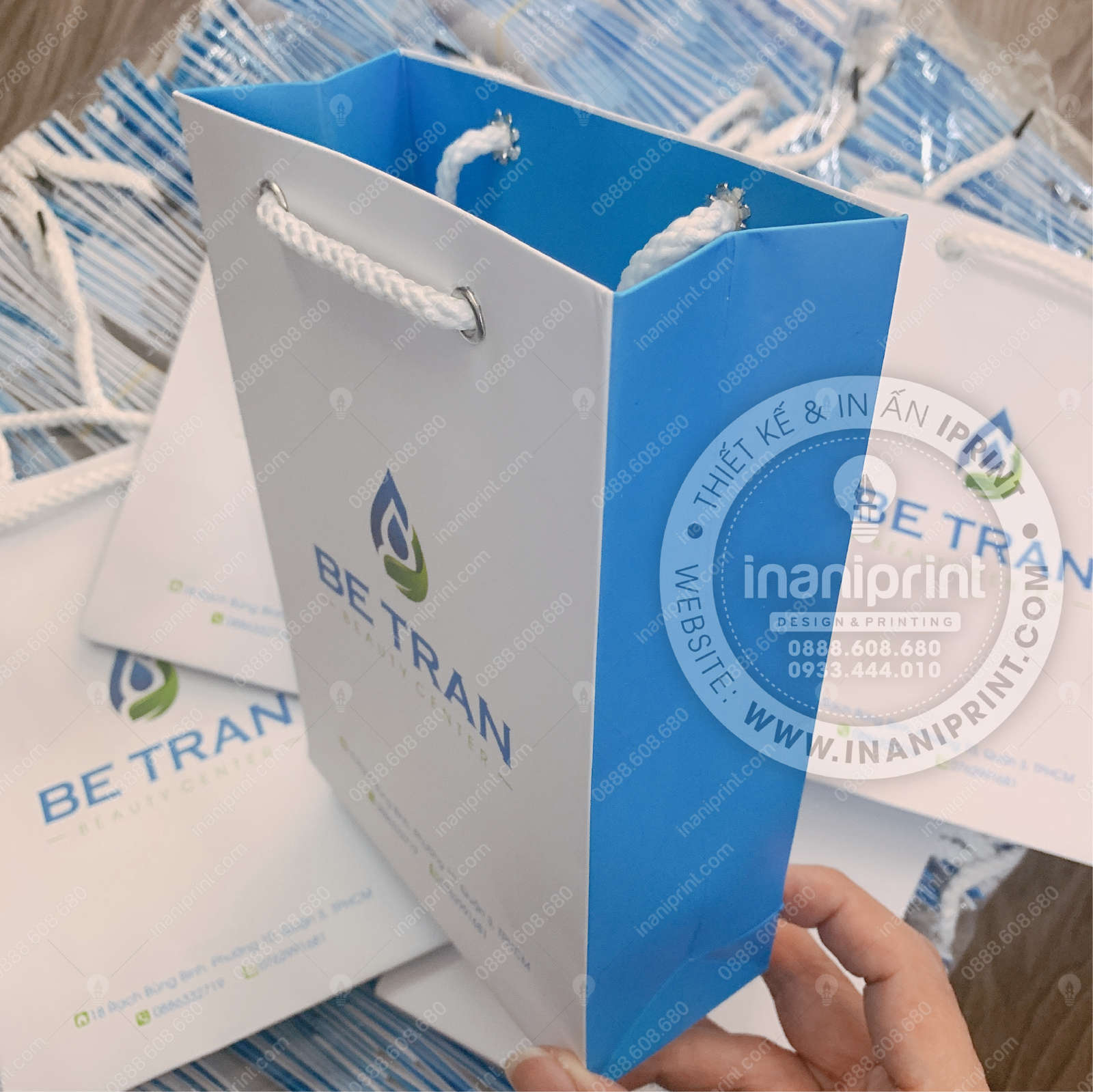 Mẫu Túi Giấy Shop Mỹ Phẩm, Túi Giấy Shop Mỹ Phẩm, Túi Xách Giấy Shop Mỹ Phẩm, Túi Giấy Quảng Cáo Shop Mỹ Phẩm Đẹp Giá Rẻ - Ảnh 4