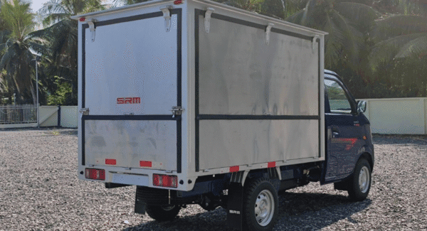 Thùng kín cánh dơi SRM K990