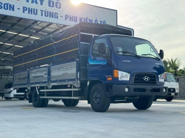 Hyundai Mighty W11XL - Thùng mui bạt