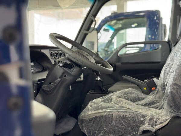 Tay lái trợ lực thuỷ lực