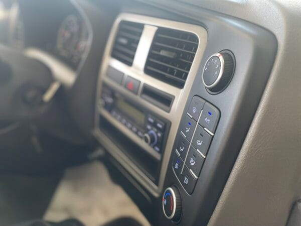 Hệ thống giải trí và làm mát được tinh gọn và dễ dàng thao tác