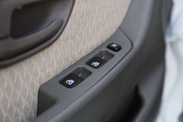 KÍNH CỬA SỔ CHỈNH ĐIỆN