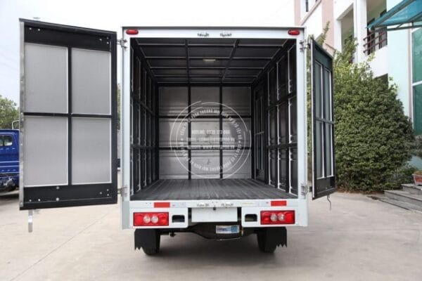 SRM T30i Thùng kín