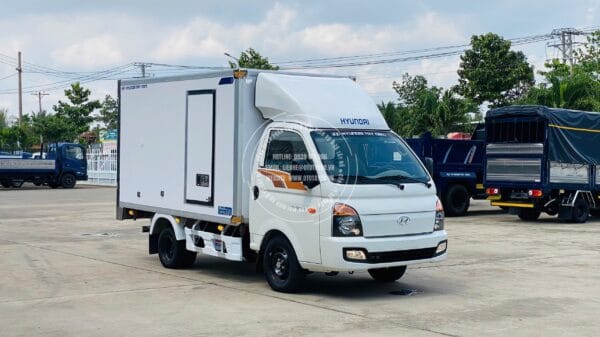 Hyundai New Porter H150 Thùng bảo ôn