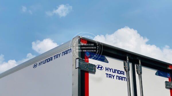 Hyundai New Porter H150 Thùng bảo ôn
