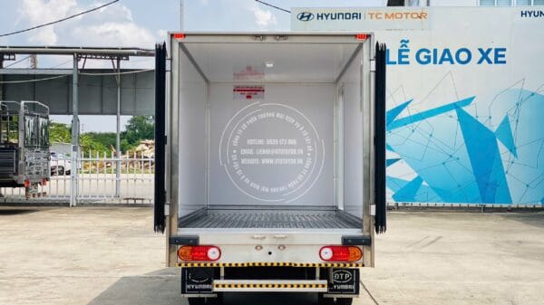 Hyundai New Porter H150 Thùng bảo ôn