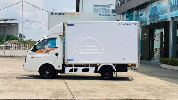 Hyundai New Porter H150 Thùng bảo ôn