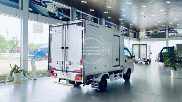 Hyundai New Porter H150 Thùng bảo ôn