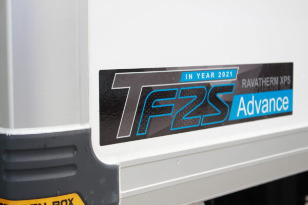 hyundai-new-porter-h150-thung-dong-lanh-quyen-auto