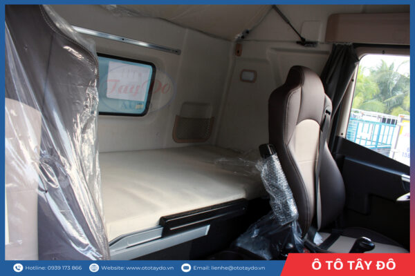 faw-jh6-8x4-370hp-thung-mui-bat