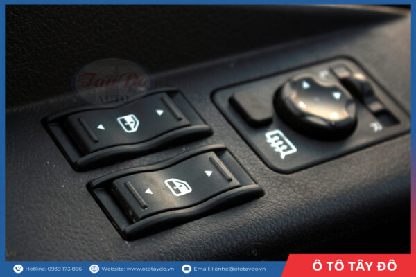 faw-jh6-8x4-370hp-thung-mui-bat