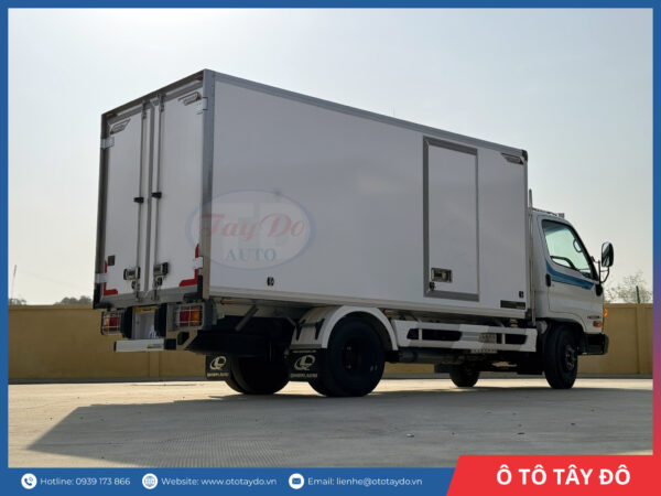 HYUNDAI-MIGHTY-N550LA-THUNG-DONG-LANH-QUYEN-AUTO