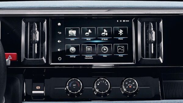 man-hinh-hien-thi-va-nut-dieu-khien