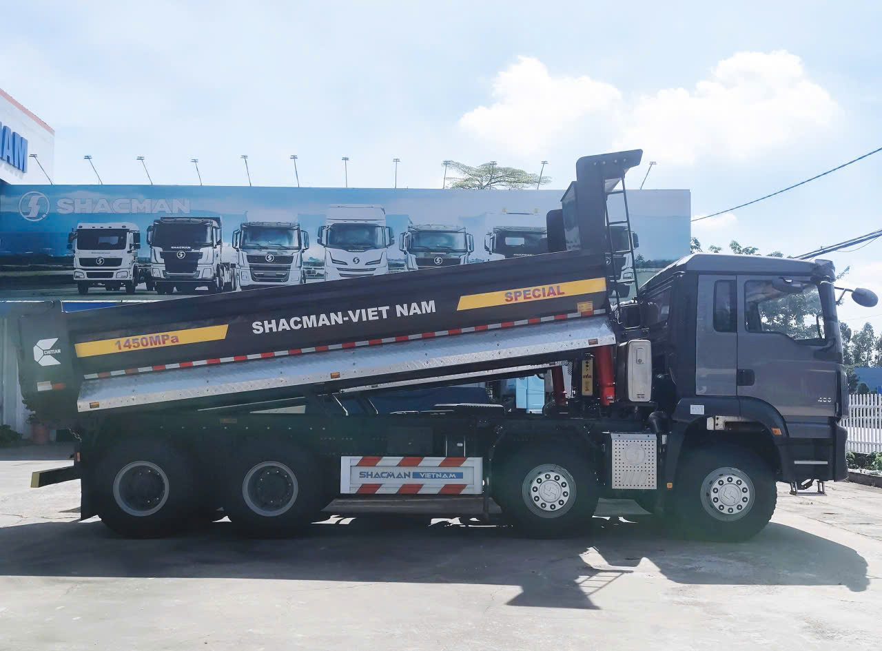 SHACMAN H3000S BEN 8X4 MÁY WEICHAI 400HP