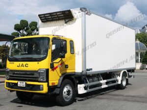 Xe Tải Đông Lạnh JAC N900 PLUS E5 - Tải Trọng 8.4 Tấn - Thùng Quyền Auto