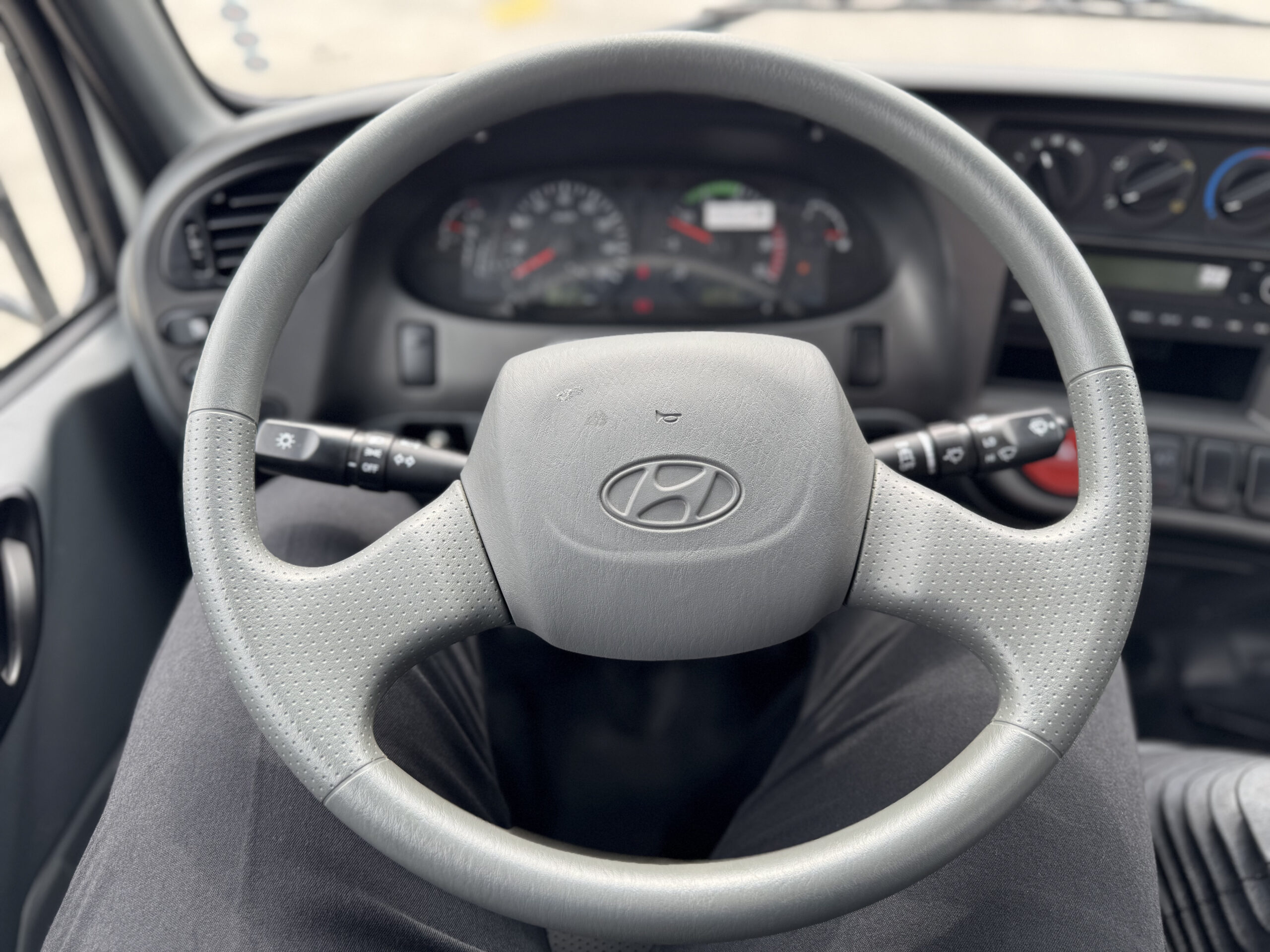 Vô lăng cabin xe tải Hyundai Mighty
