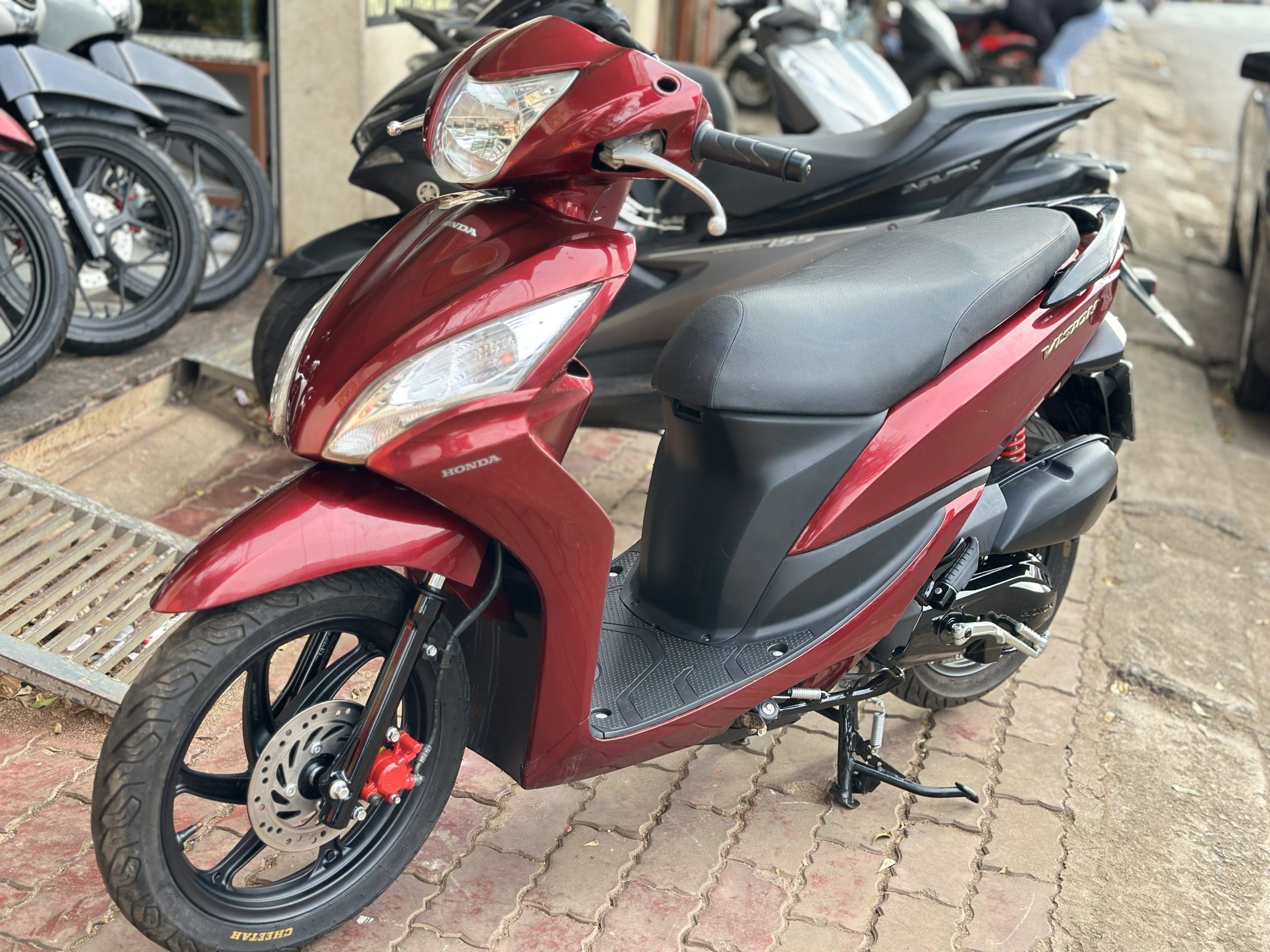 Vision Đỏ Mận Mua Ban Xe May Vision Cu Gia Re Buon Ma Thuot, Daklak