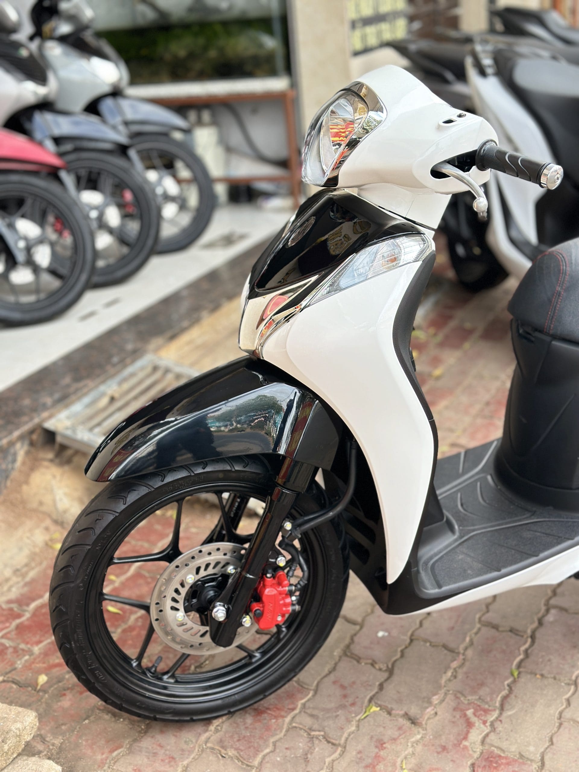 Sh Mode 2020 Mua Ban Xe May sh mode Cu Gia Re Buon Ma Thuot, Daklak