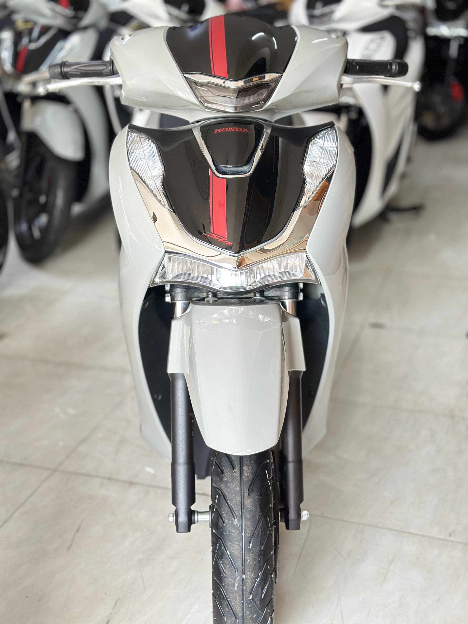 Honda SH 160i 2023 Phanh ABS Mua Bán Xe Honda SH 160i - Giá Tốt, Chính Hãng, Uy Tín
