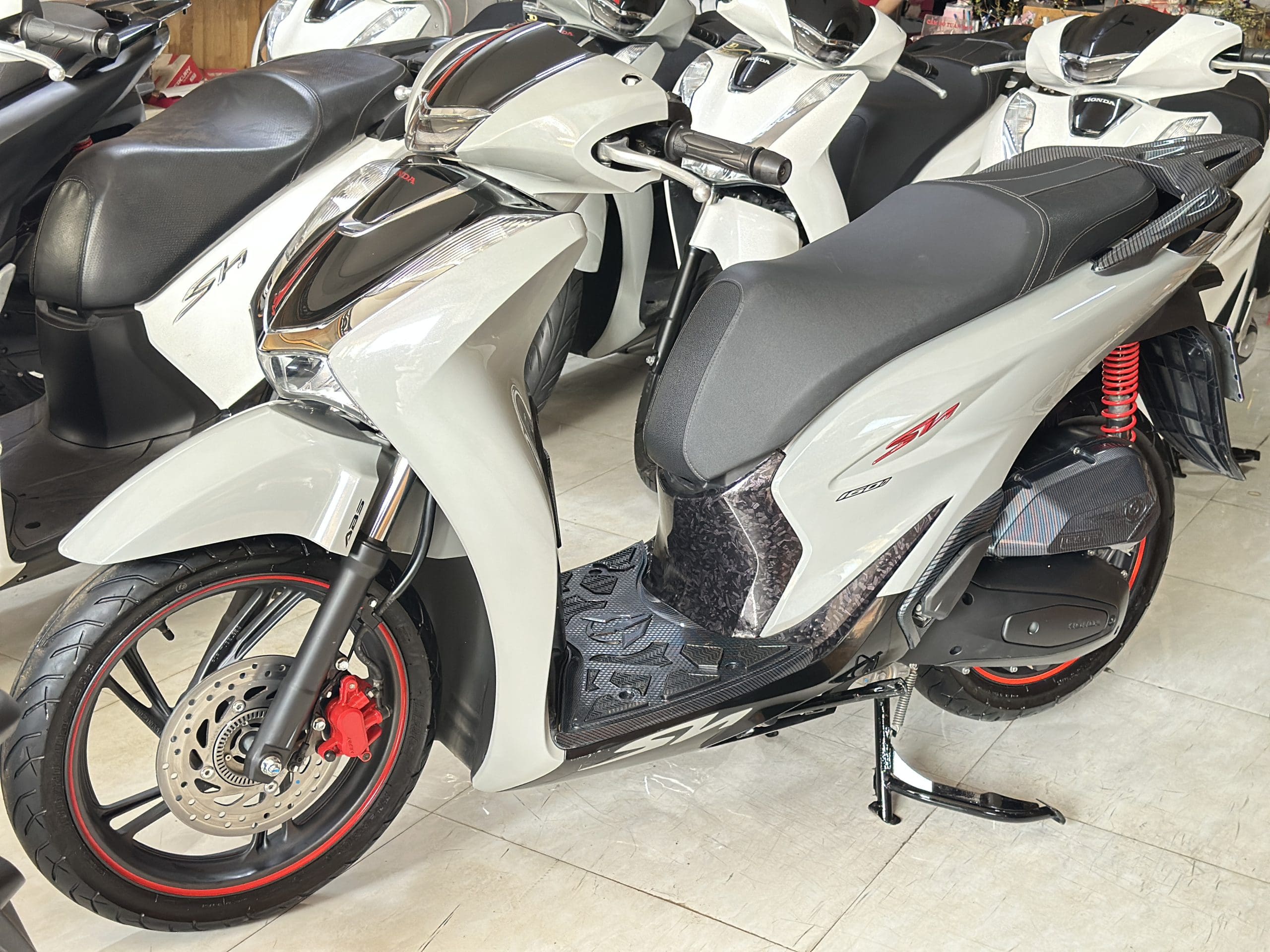 Honda SH 160i 2023 Phanh ABS Mua Bán Xe Honda SH 160i - Giá Tốt, Chính Hãng, Uy Tín