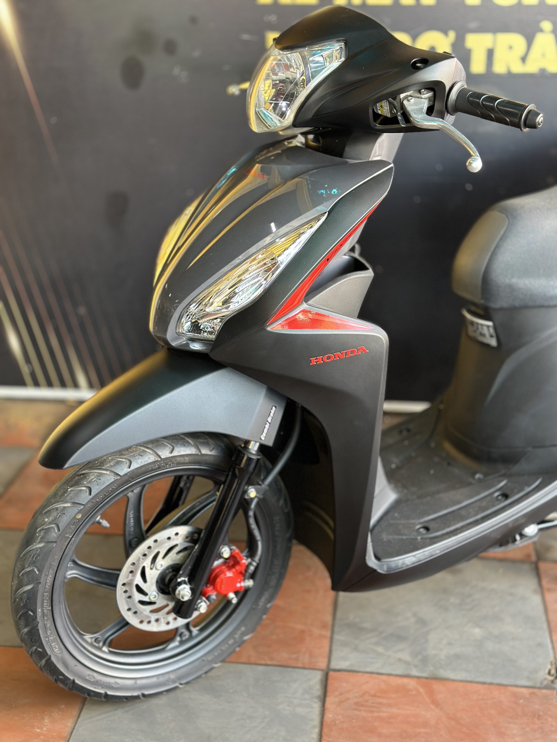 Vision 2019 Bản Đặc Biệt Địa chỉ Mua Bán Xe Vision Uy Tín tại Buôn Ma Thuột, Đắk Lắk