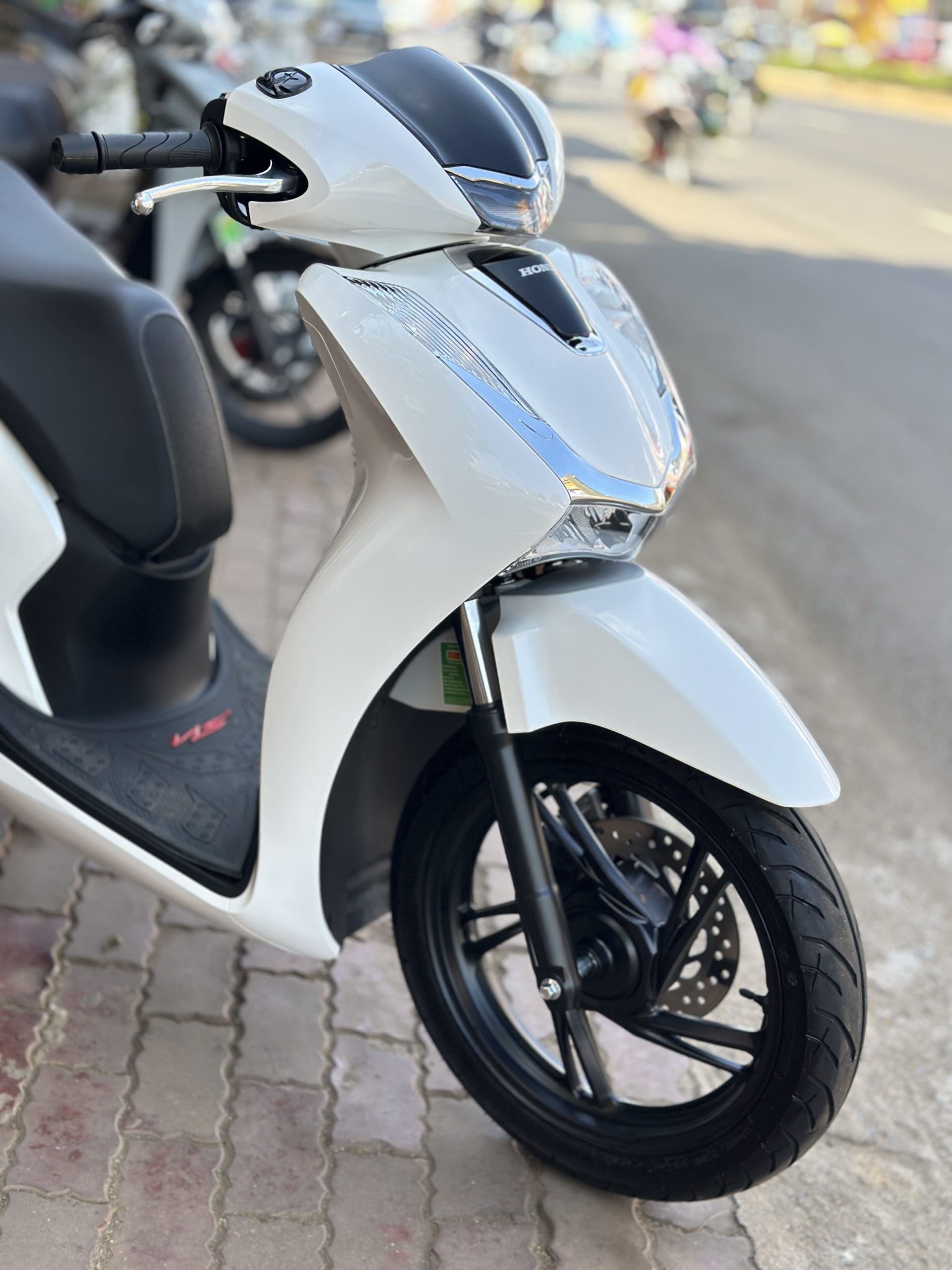 Sh 2024 Trắng Đen Sh 2024 Trắng Đen - Ảnh 6
