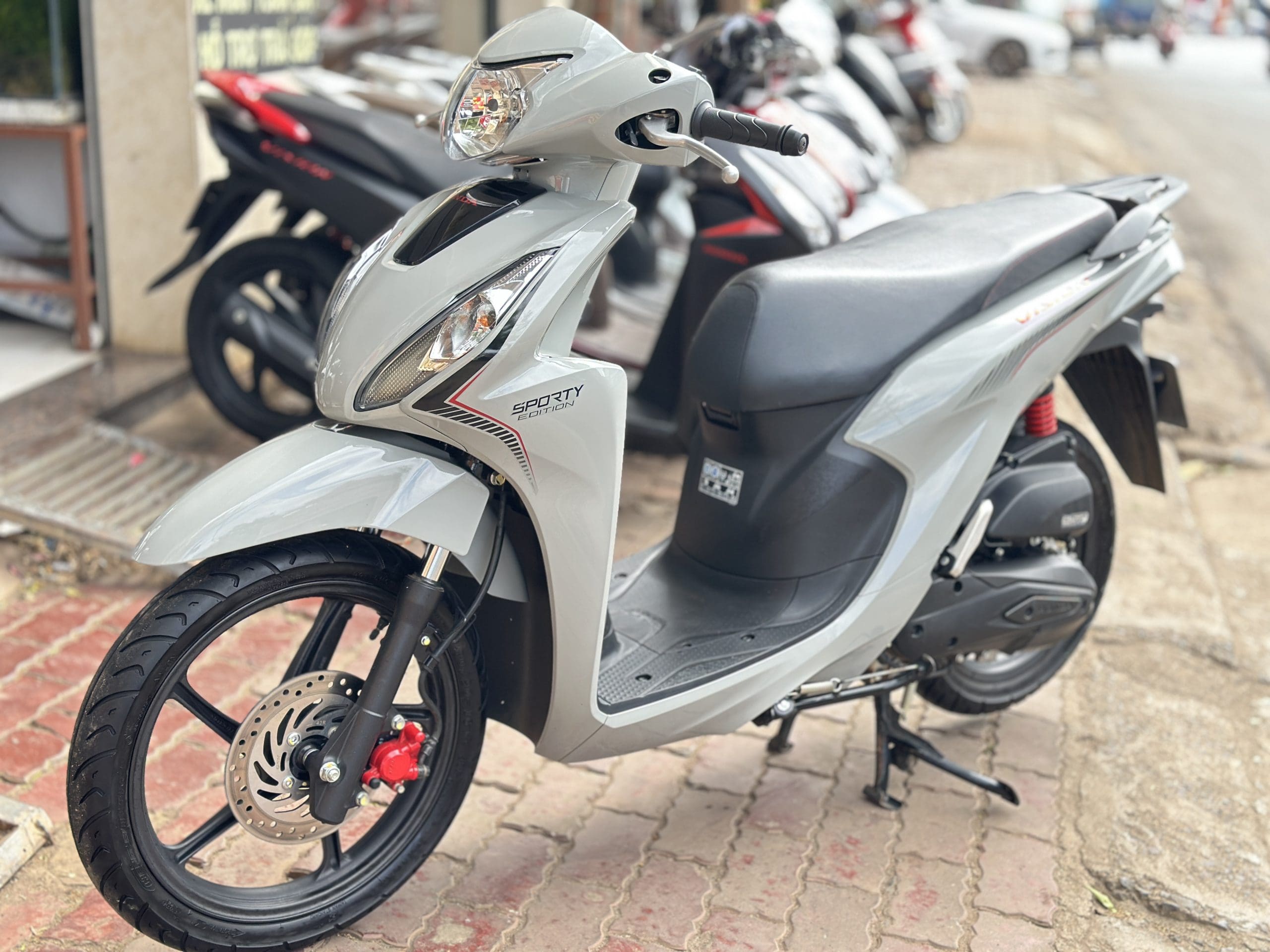 Vision 2023 Bản Thể Thao Địa Chỉ Bán Vision Cũ Uy Tín – Xe Chất Lượng, Giá Tốt