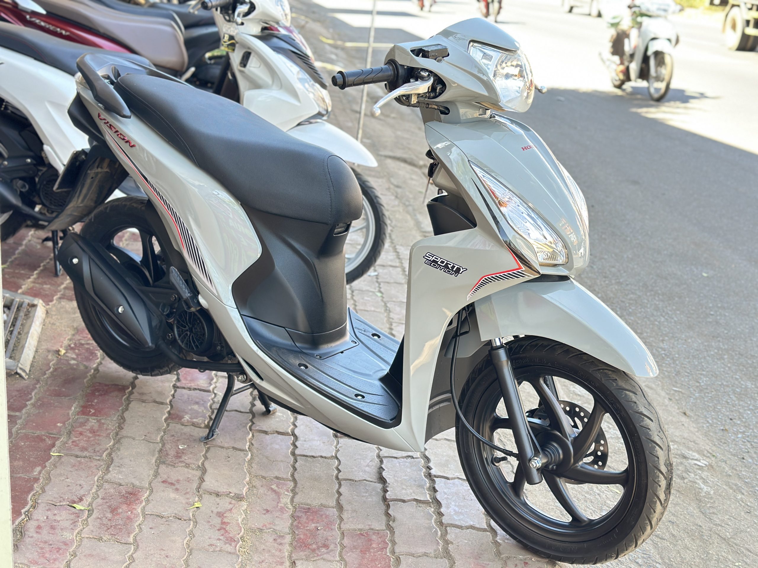 Vision Xám Xi Măng Mua Xe Vision Cũ Giá Rẻ Tại Buôn Ma Thuột - Uy Tín, Chất Lượng