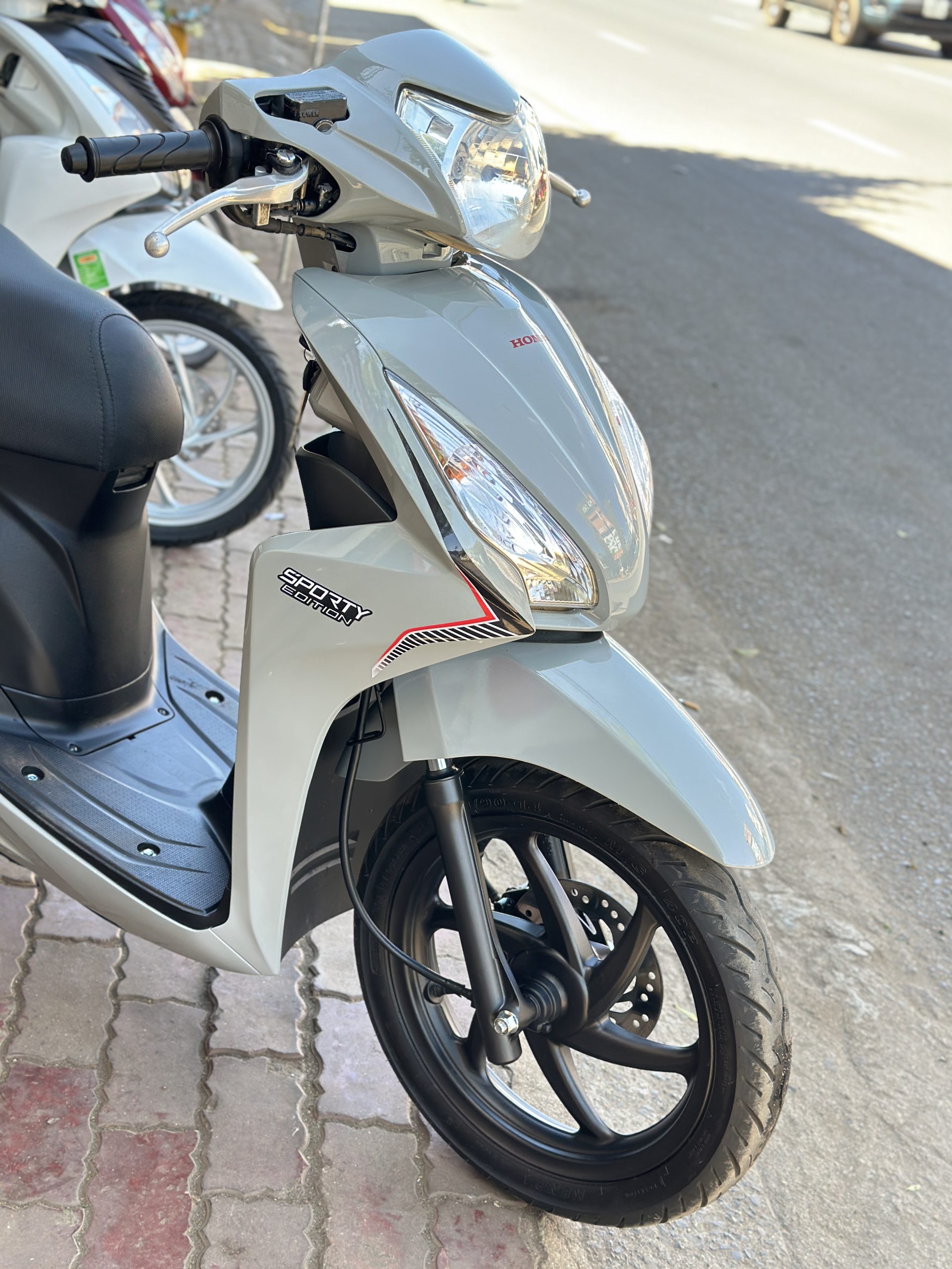 Vision Xám Xi Măng Mua Xe Vision Cũ Giá Rẻ Tại Buôn Ma Thuột - Uy Tín, Chất Lượng