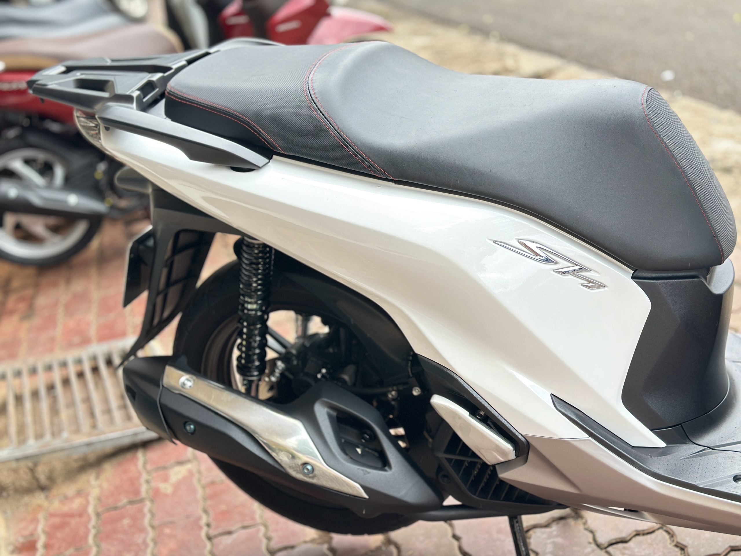 Sh 2019 Sporty Trắng Đen Bán SH 2019 Buôn Ma Thuột, Đăk Lăk: Giá Xe Cũ