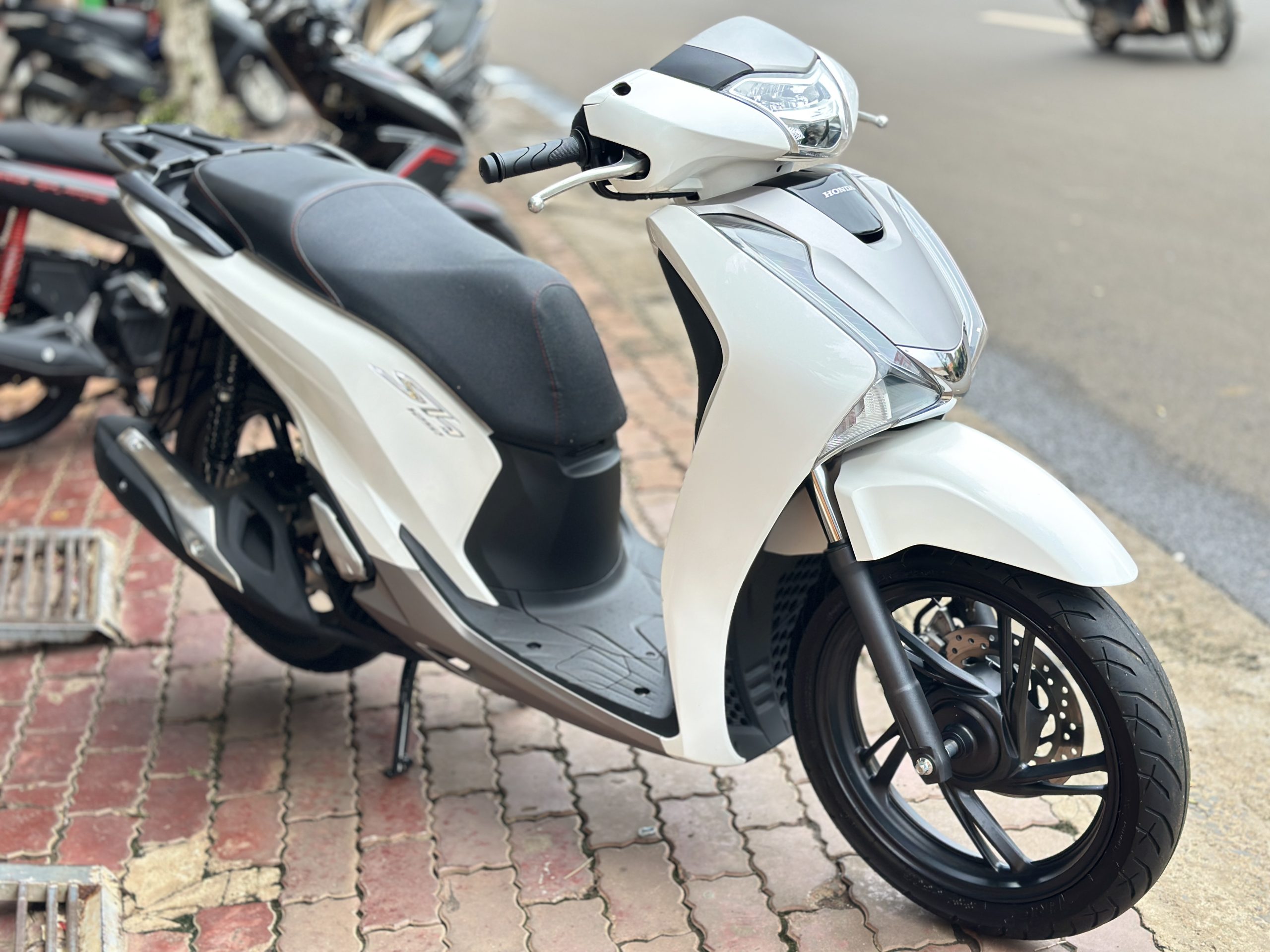 SH 125i 2019 PHANH ABS Cửa hàng bán SH cũ Đắk Lắk – Giá tốt, xe chất lượng