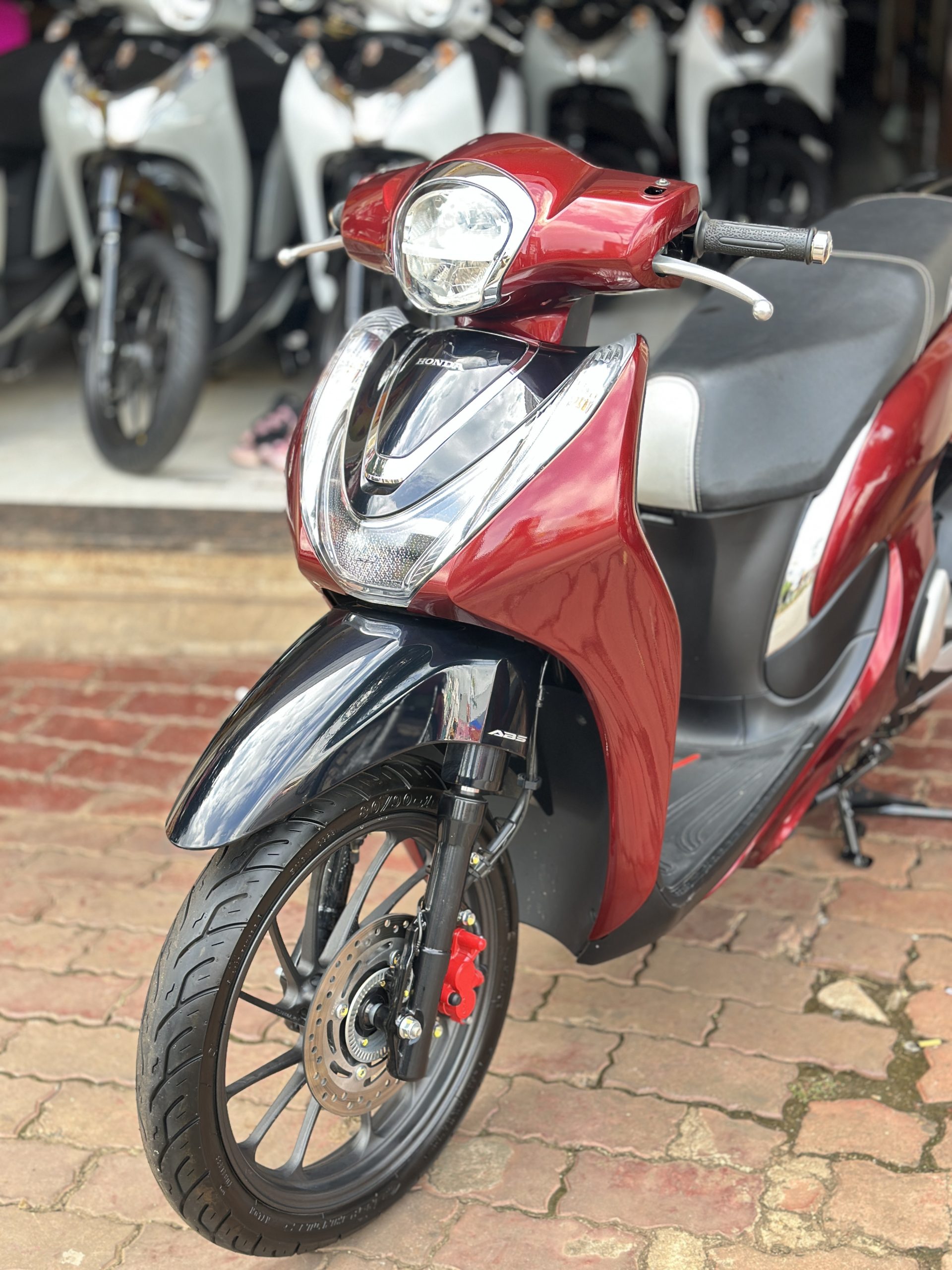 SH MODE 2023 PHANH ABS Sh Mode cũ Đắk Lắk đời cao – Chạy êm, giá tốt, nhiều ưu đãi