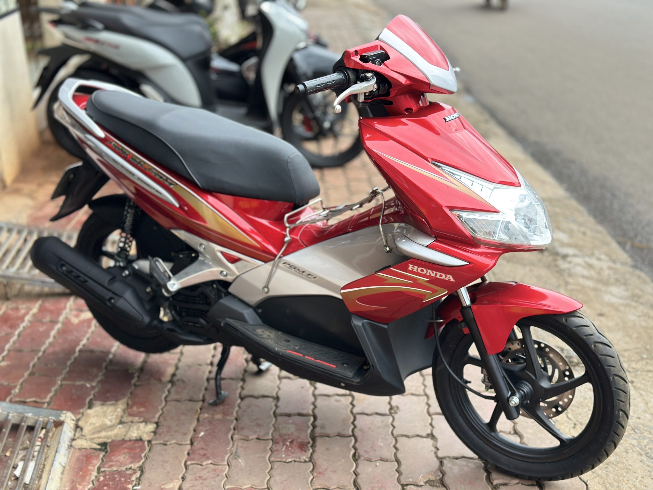 AB 2010 Fi Mua bán xe Air Blade Đắk Lắk – Cửa hàng xe cũ uy tín