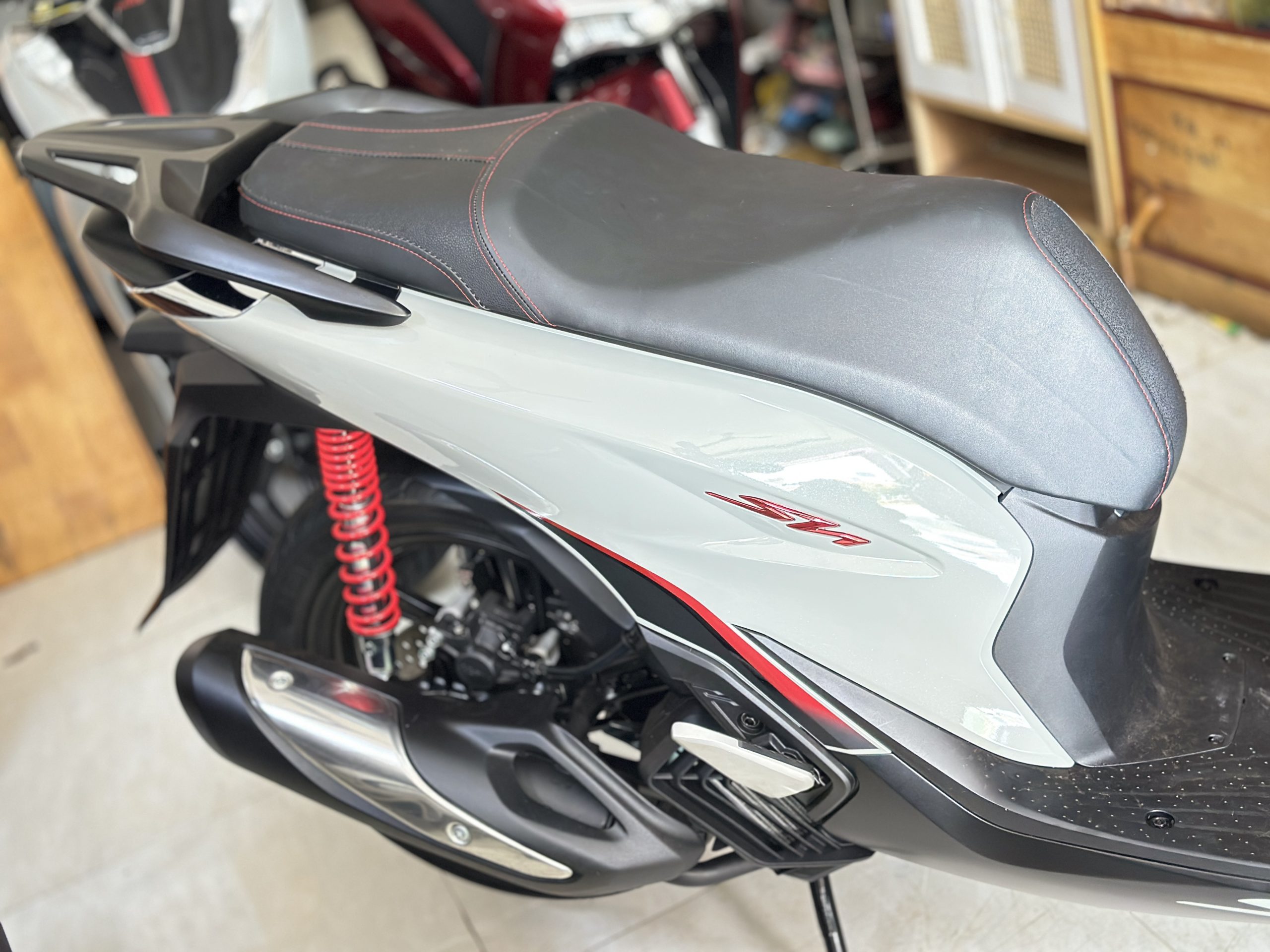 SH 2022 XÁM XI MĂNG Cửa hàng mua bán xe Vario cũ – Giá tốt Đắk Lắk