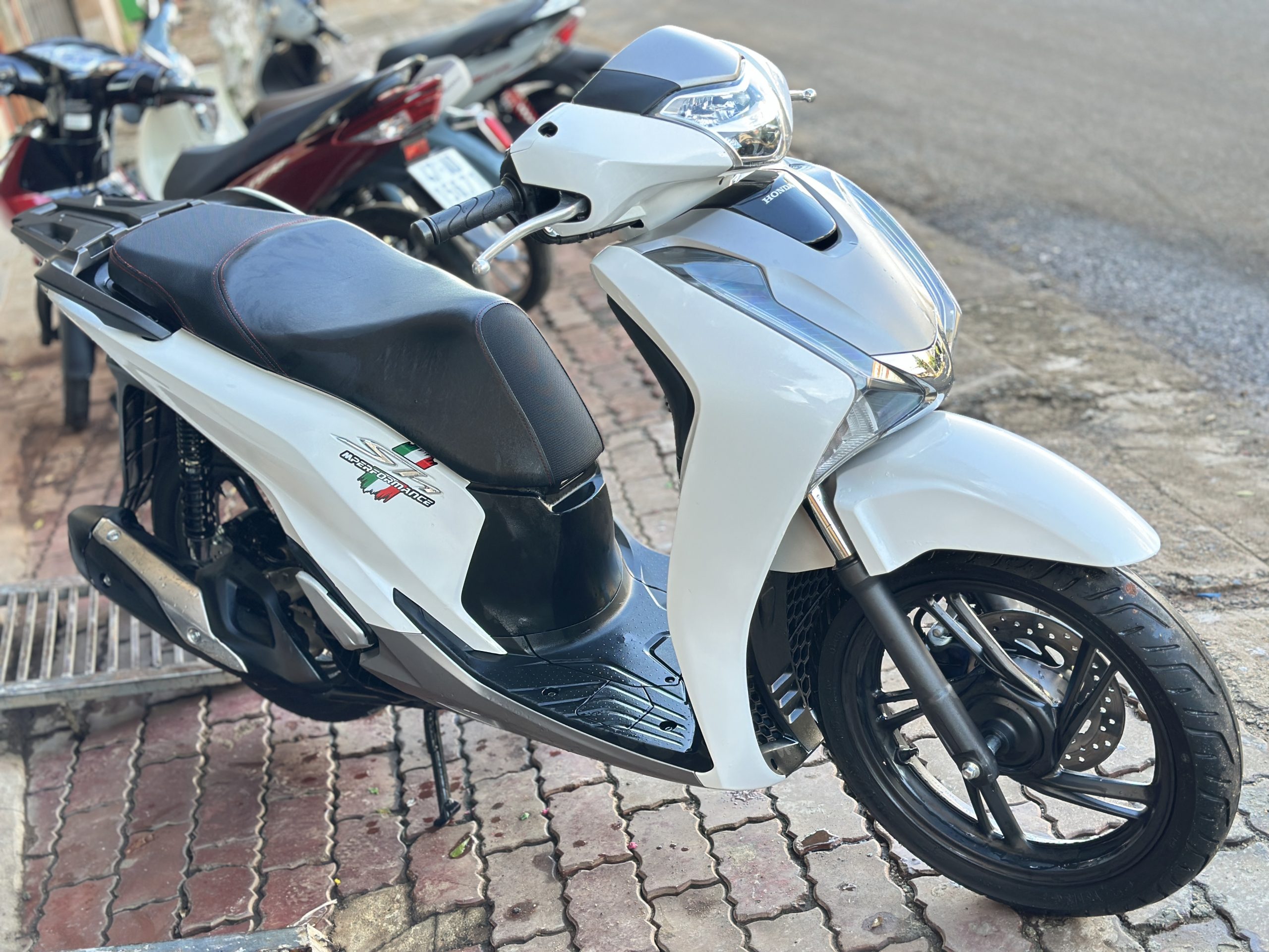SH 2019 Mua Bán SH Đắk Lắk Chất Lượng - Cửa Hàng SH Cũ