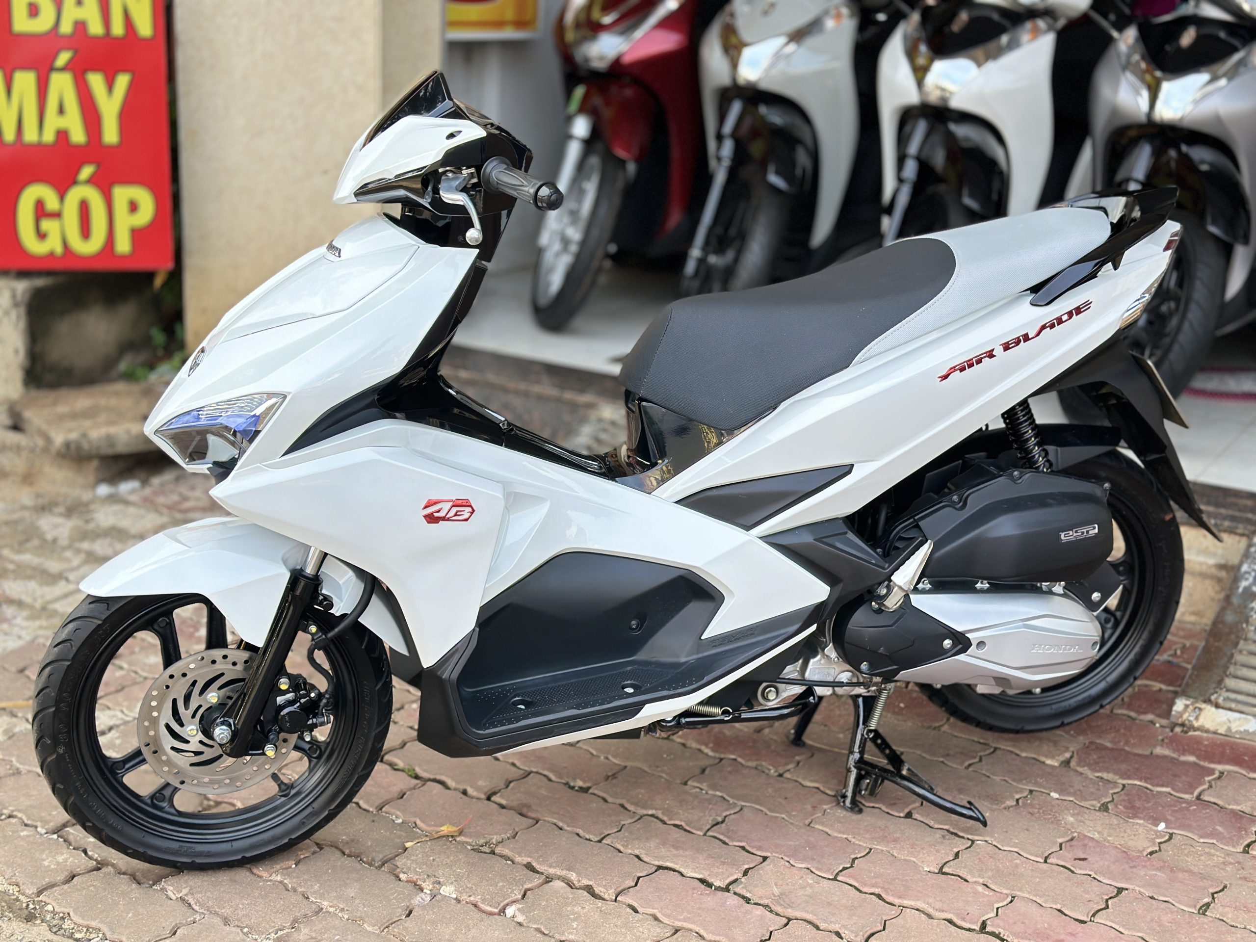 AB 2019 KHOÁ SMATKEY Mua AB Cũ Mới Chất Lượng - Cửa Hàng Trả Góp Xe Ab Đắk Lắk