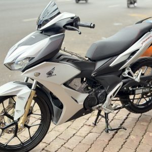 So Sánh Giá Winner X V2 V3 Cũ Và Mới 2026 - Trả Góp Winner X