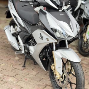 So Sánh Giá Winner X V2 V3 Cũ Và Mới 2026 - Trả Góp Winner X