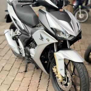 So Sánh Giá Winner X V2 V3 Cũ Và Mới 2026 - Trả Góp Winner X