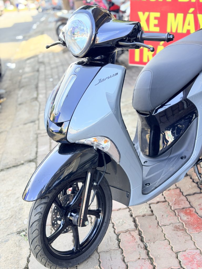 Janus Smartkey góc chính diện bên hông